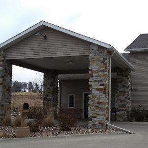 Rock Island Inn & Suites